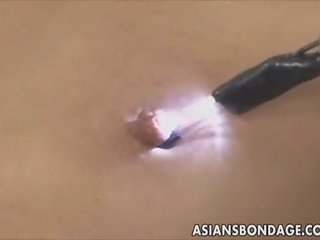 亚洲人 女神 bond 和 fuckd 由 一 他妈的 机